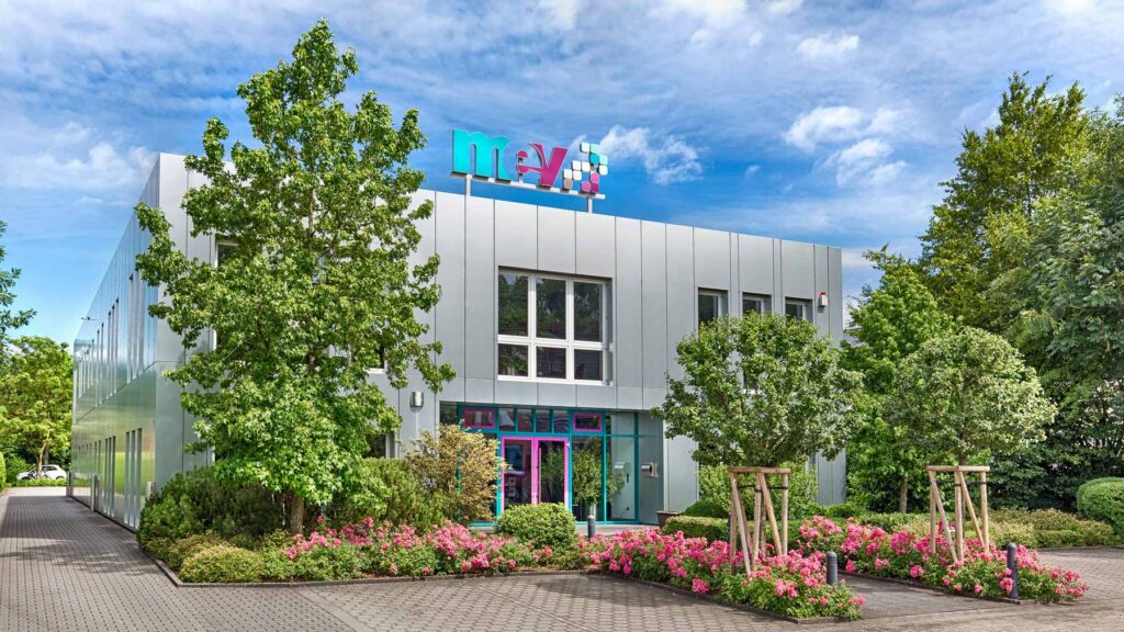 MEV Firmengebäude Ansicht Front